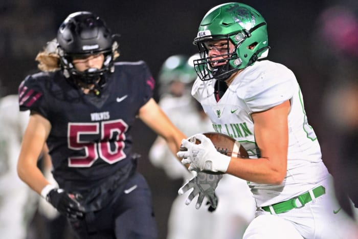 West Linn Tualatin football Oregon October 7 2022 Leon Neuschwander 32